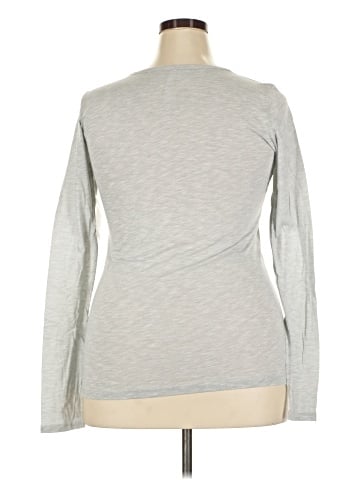 Fabletics Long Sleeve T-Shirt (view 2)