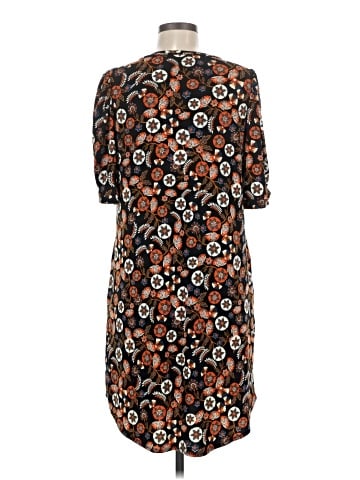Donna Morgan Casual Dress (view 2)
