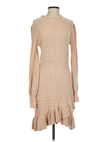 Flat White Casual Dress (view 1)