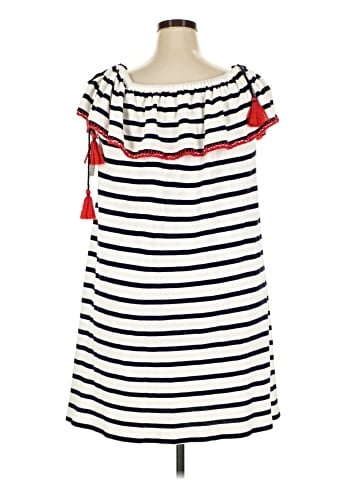 Crown & Ivy Casual Dress (view 2)
