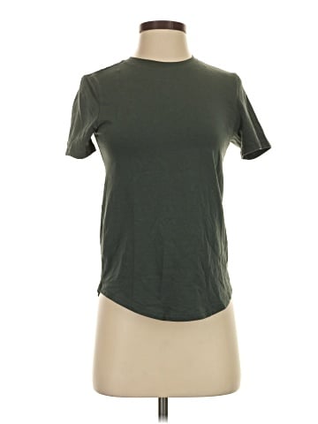 Lululemon Athletica Short Sleeve T-Shirt (view 1)