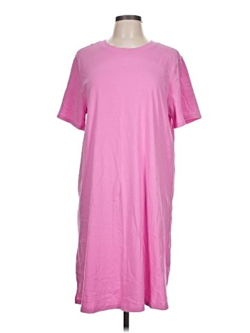 Old Navy Casual Dress (view 1)