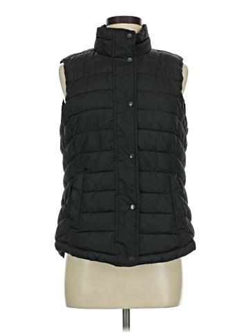 Gap Outlet Vest (view 1)