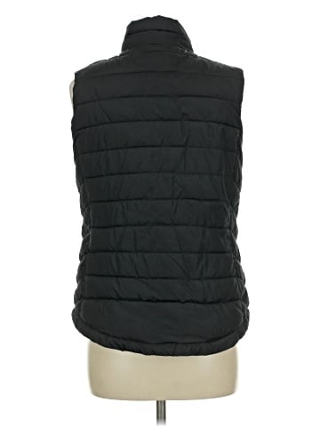 Gap Outlet Vest (view 2)