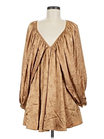 Tularosa Casual Dress (view 1)