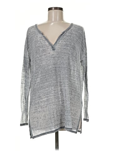 American Eagle Outfitters Long Sleeve T-Shirt (view 1)