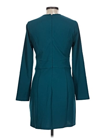 Donna Morgan Casual Dress (view 2)