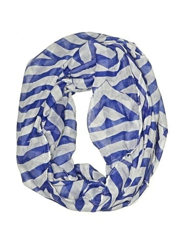 The Royal Standard Scarf (view 1)