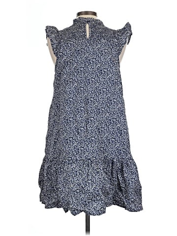 Old Navy Casual Dress (view 2)