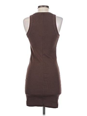 Old Navy Casual Dress (view 2)