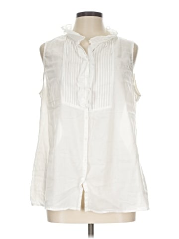Old Navy Sleeveless Button-Down Shirt (view 1)