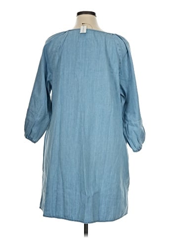 Banana Republic Factory Store Casual Dress (view 2)