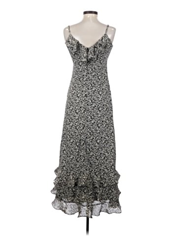 Urban Outfitters Casual Dress (view 2)