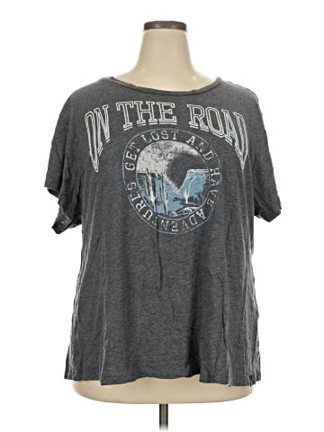 Happy Camper x Torrid Short Sleeve T-Shirt (view 1)
