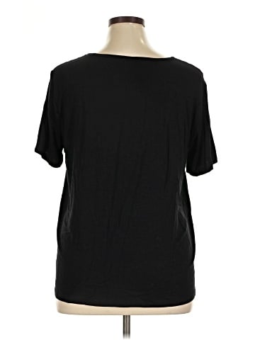 Old Navy Short Sleeve T-Shirt (view 2)