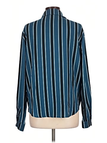 Wild Fable Long Sleeve Button-Down Shirt (view 2)