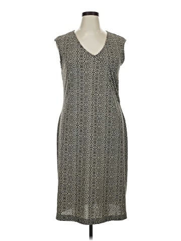 Old Navy Casual Dress (view 1)