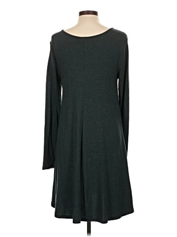 Old Navy Casual Dress (view 2)