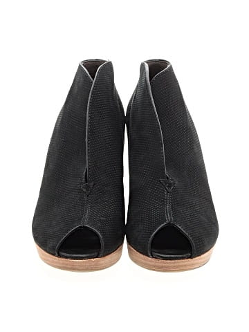 Paul Green Heels (view 2)