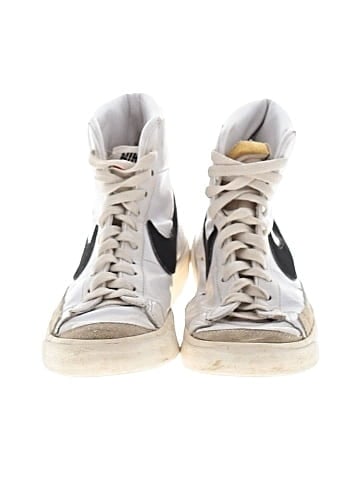 Nike Sneakers (view 2)