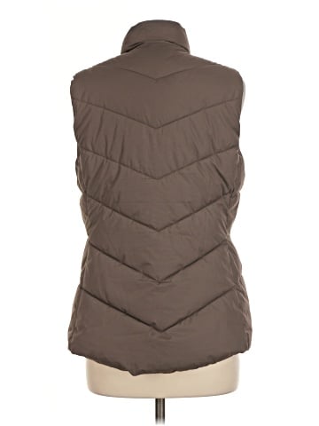Gap Outlet Vest (view 2)