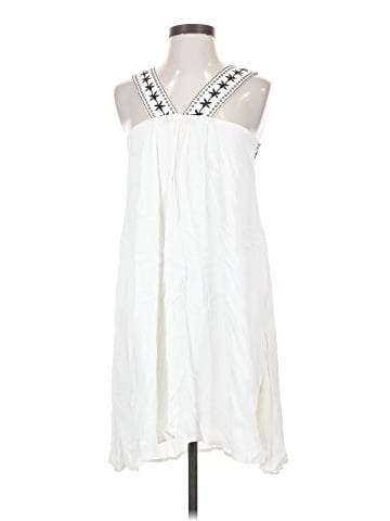 Cupcakes & Cashmere Casual Dress (view 1)