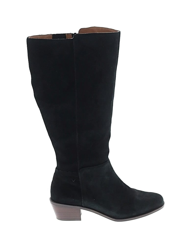 Pre-owned Vionic Boots In Black