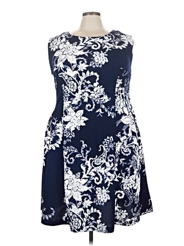 Sandra Darren Casual Dress (view 1)