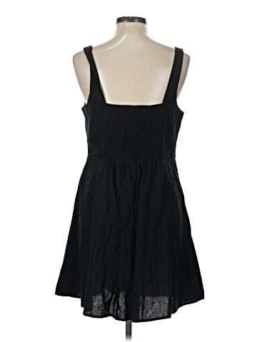 Old Navy Casual Dress (view 2)
