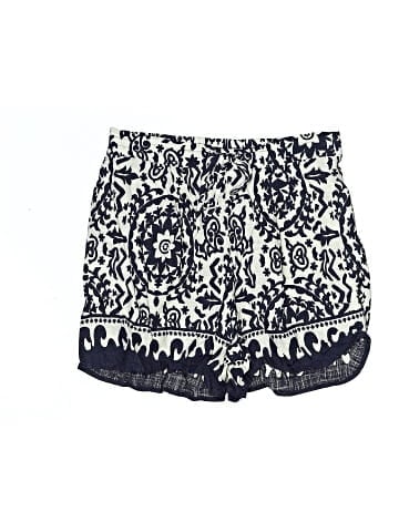 CeCe Shorts (view 1)