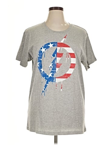 DC Comics Short Sleeve T-Shirt (view 1)