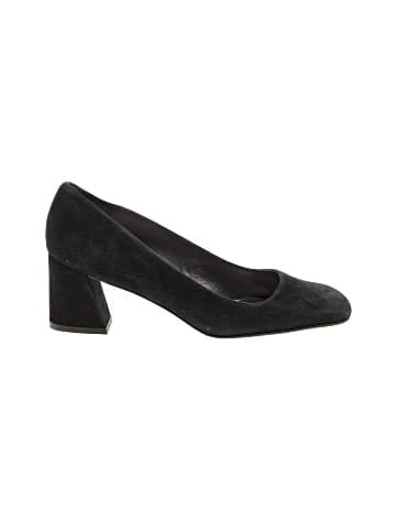 Stuart Weitzman Heels (view 1)