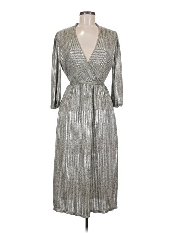 Alice + Olivia Casual Dress (view 1)