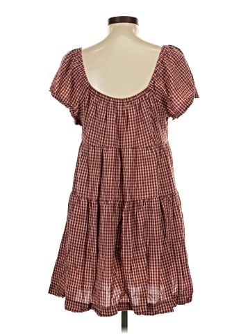Old Navy Casual Dress (view 2)