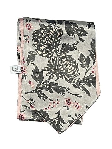 Ann Taylor LOFT Scarf (view 2)