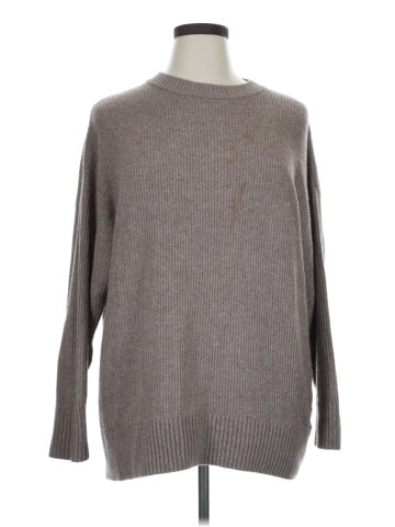 Old Navy Pullover Sweater (view 1)