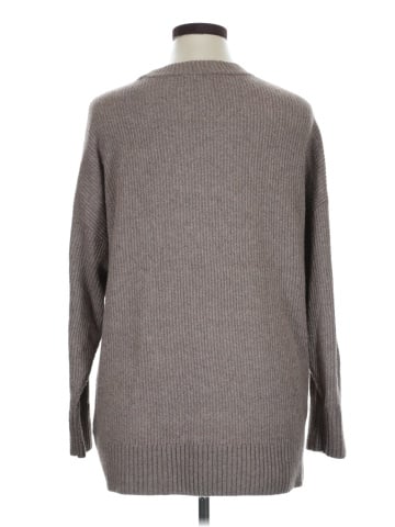 Old Navy Pullover Sweater (view 2)