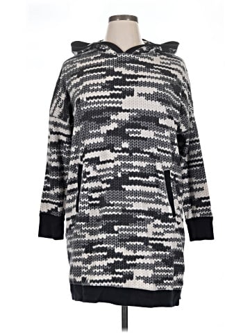 Simply Vera Vera Wang Poncho (view 1)