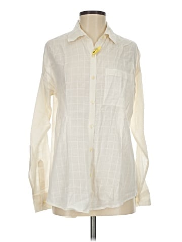 Old Navy Long Sleeve Button-Down Shirt (view 1)