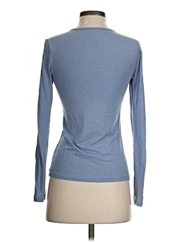 Fabletics Long Sleeve T-Shirt (view 2)