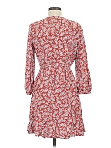 Old Navy Casual Dress (view 2)