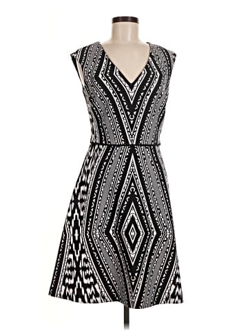 Sandra Darren Casual Dress (view 1)