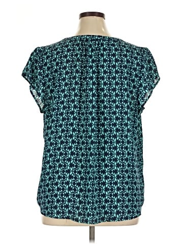 Fun2Fun Short Sleeve Blouse (view 2)