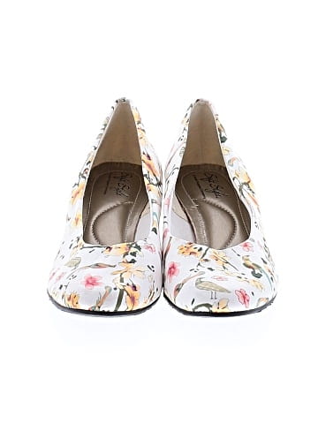 Soft Style Heels (view 2)