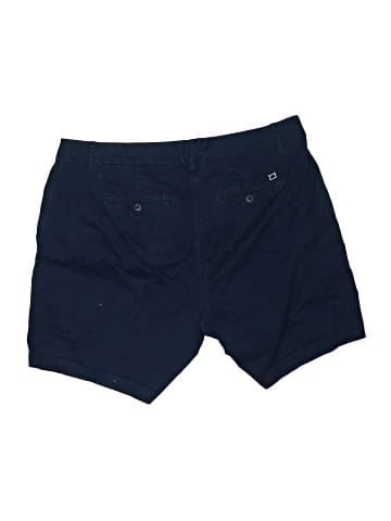 Crown & Ivy Shorts (view 2)