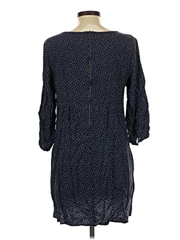 Old Navy Casual Dress (view 2)
