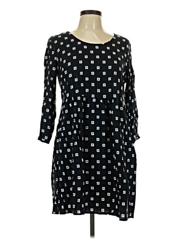 Old Navy Casual Dress (view 1)