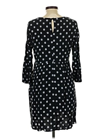 Old Navy Casual Dress (view 2)