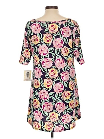 Lularoe Short Sleeve T-Shirt (view 2)