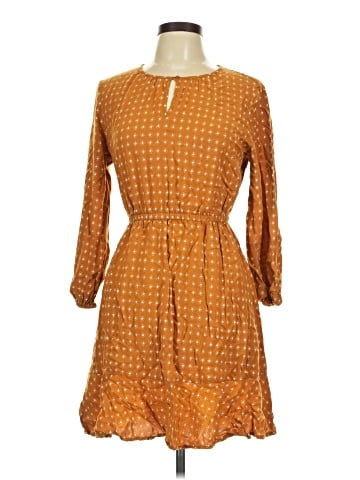 Old Navy Casual Dress (view 1)